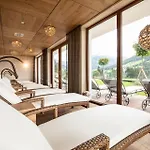 Alpbacherhof Mountain & 4*
