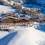 Отель Alpbacherhof Mountain & Альпбах