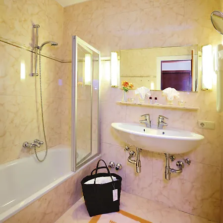 Alpbacherhof Mountain & Hotel 4*