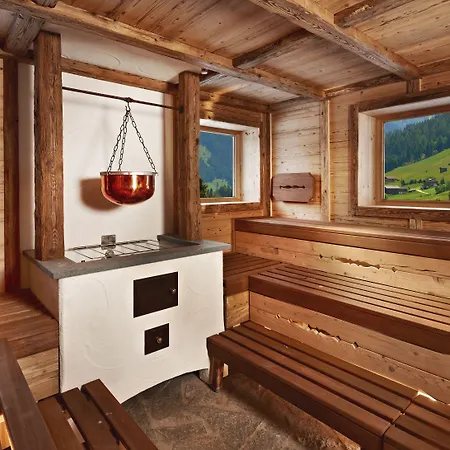 Alpbacherhof Mountain & Hotel 4*