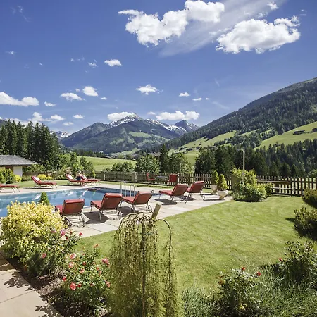 Alpbacherhof Mountain & 酒店 4*