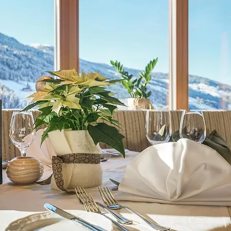 Alpbacherhof Mountain & 4*