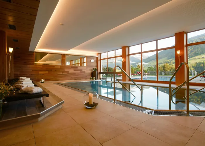 Hotel Alpbacherhof Mountain & 4*